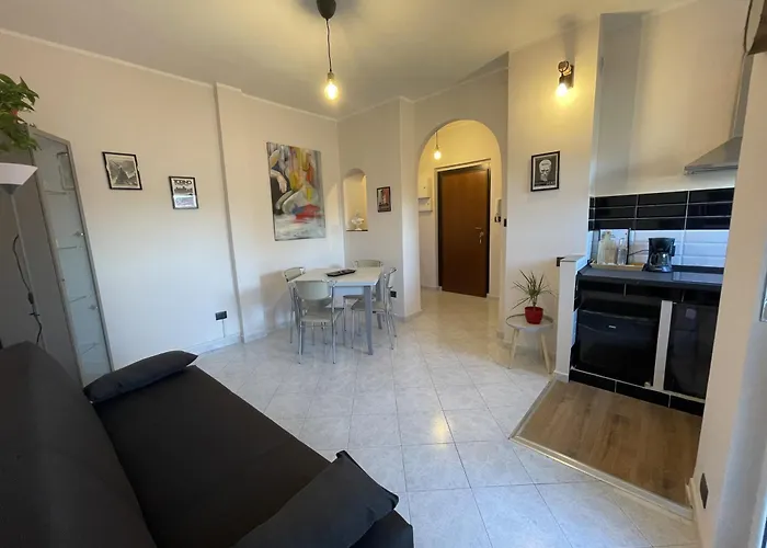 Turin Apartment *
