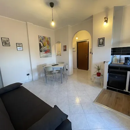 Turin Apartment *
