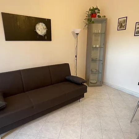 Turin Apartment דירה טורינו