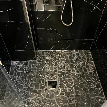 Turin Apartment דירה